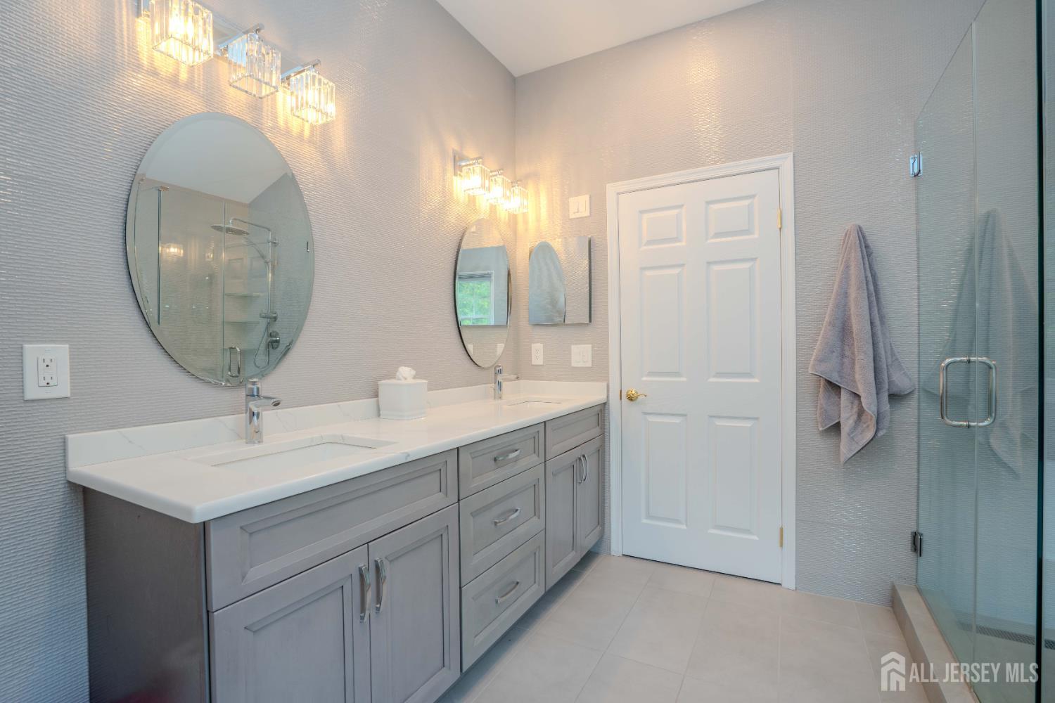 31 Sapphire, West Windsor, NJ, 08550