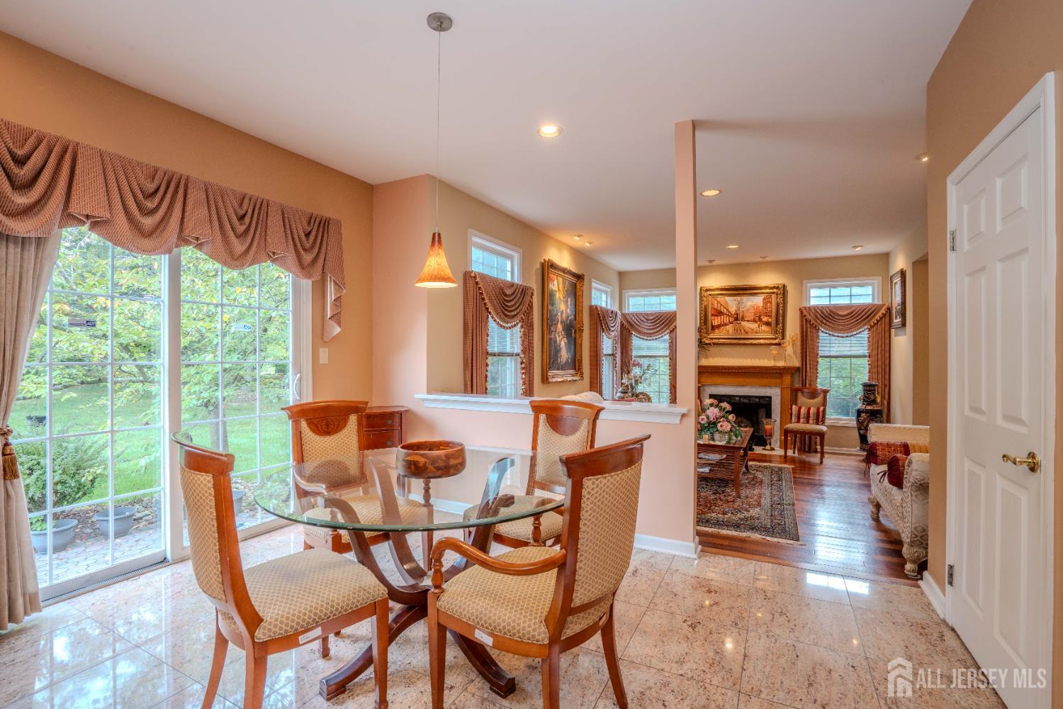 31 Sapphire, West Windsor, NJ, 08550