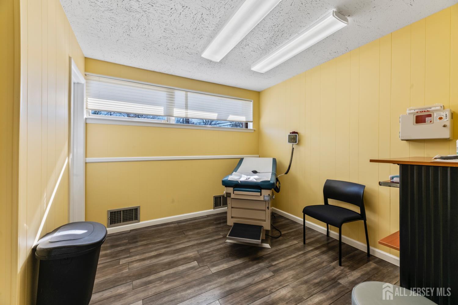 123 Dunhams Corner, East Brunswick, NJ, 08816