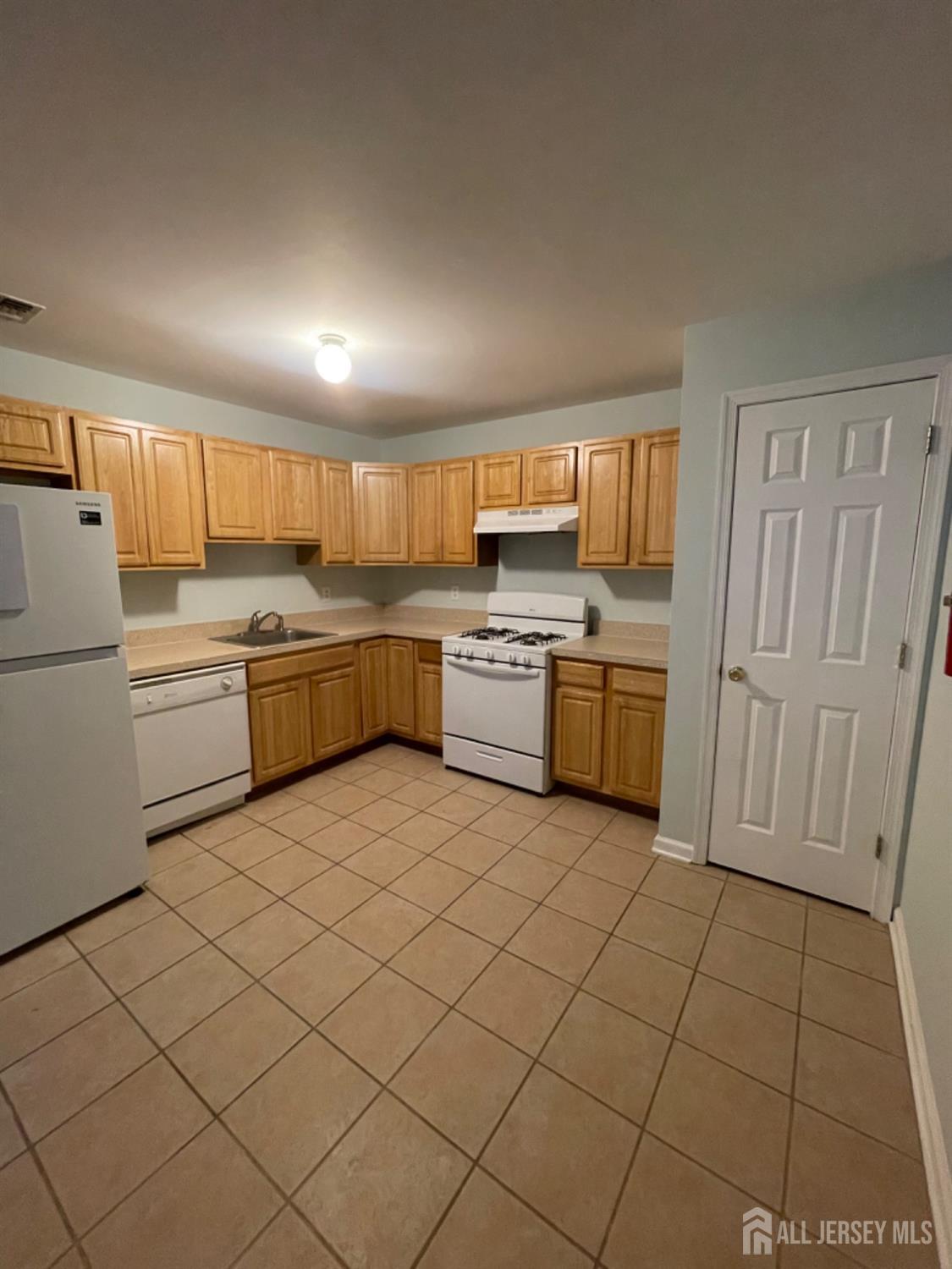 Homes for Sale in Piscataway, NJ