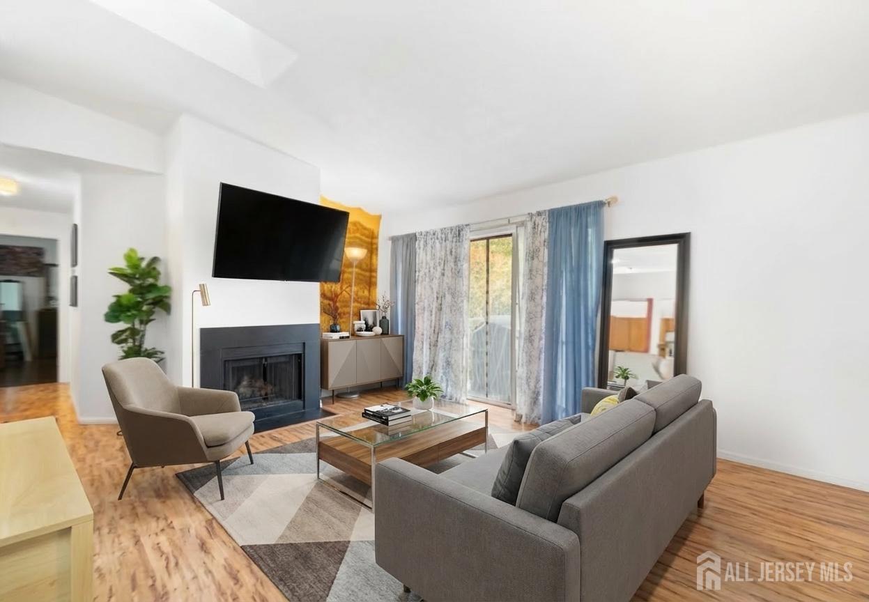 Homes for Sale in Somerset, NJ