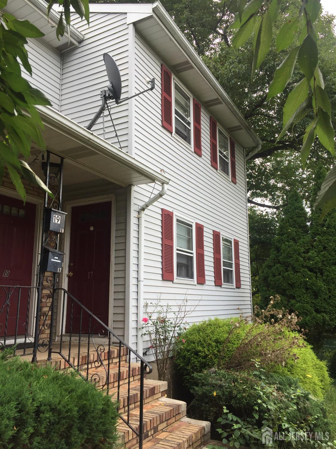 Homes for Sale in Edison, NJ