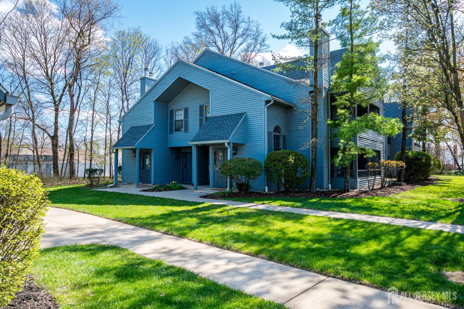 Homes for Sale in Edison, NJ