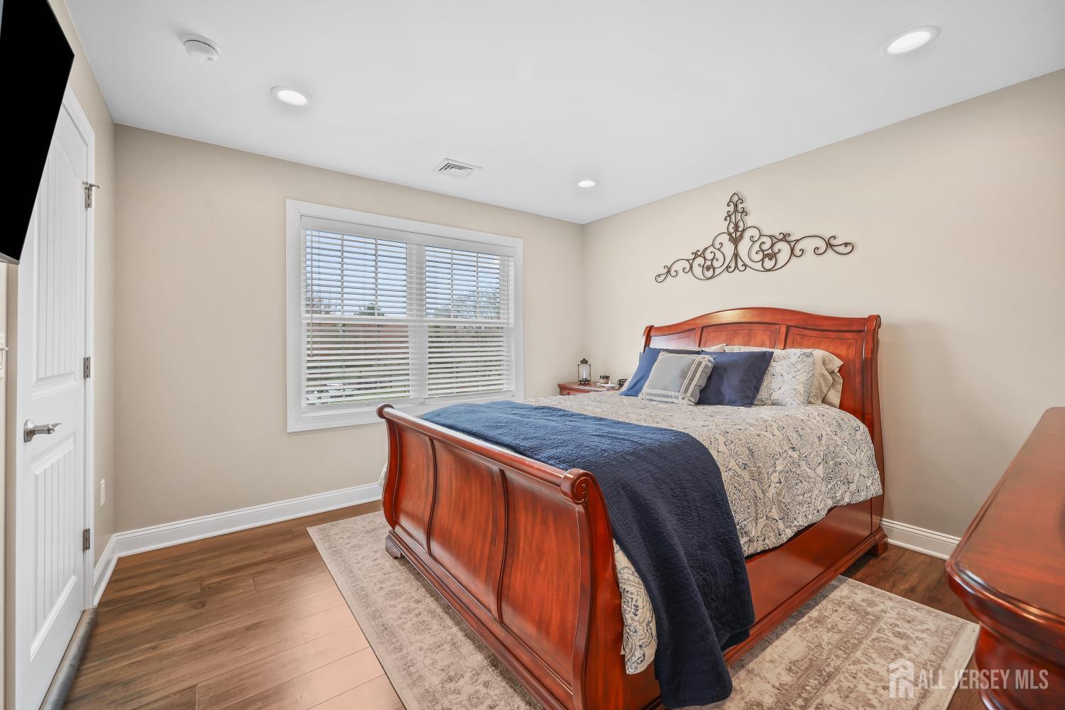 13 Fox, Monroe, NJ, 08831