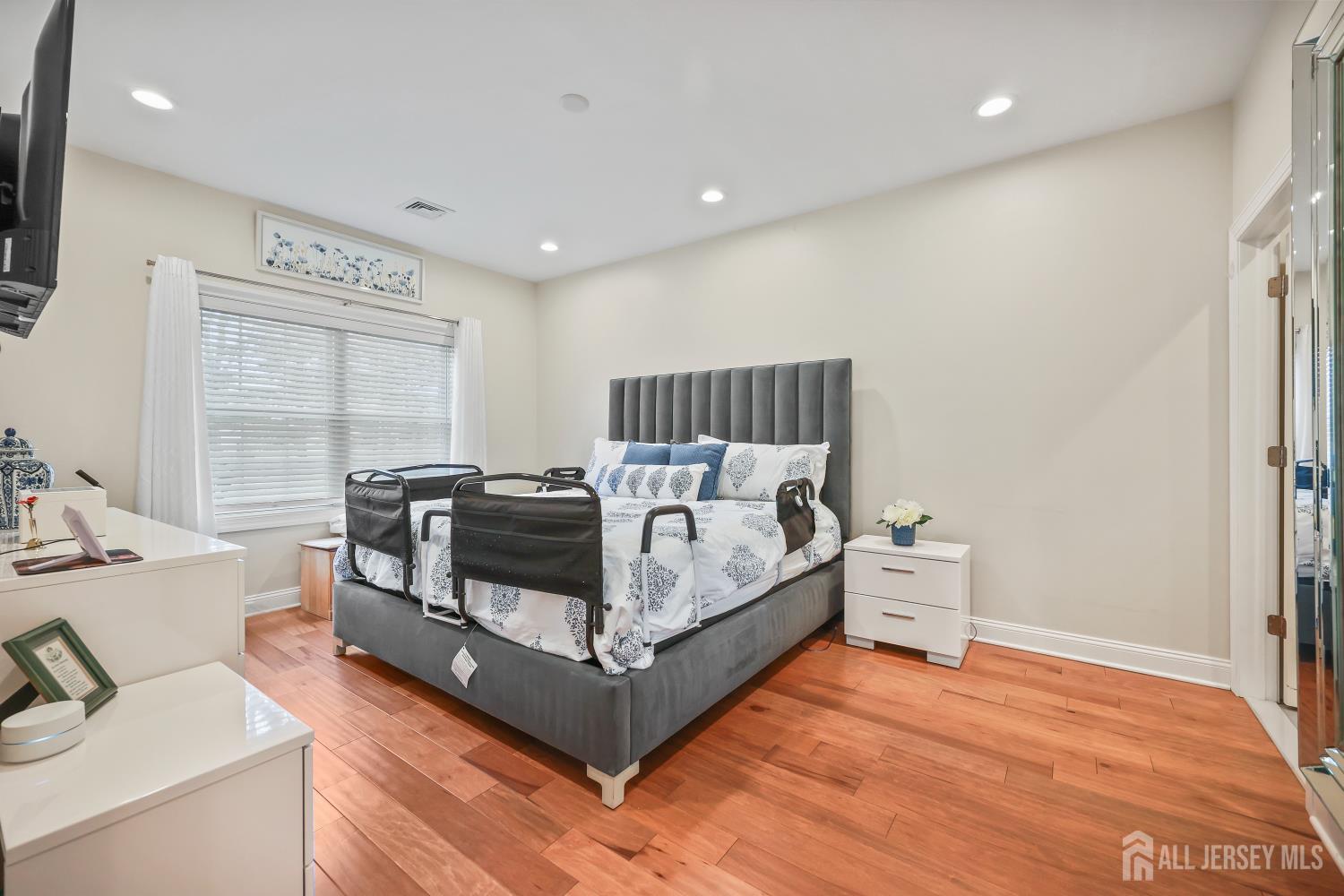 13 Fox, Monroe, NJ, 08831