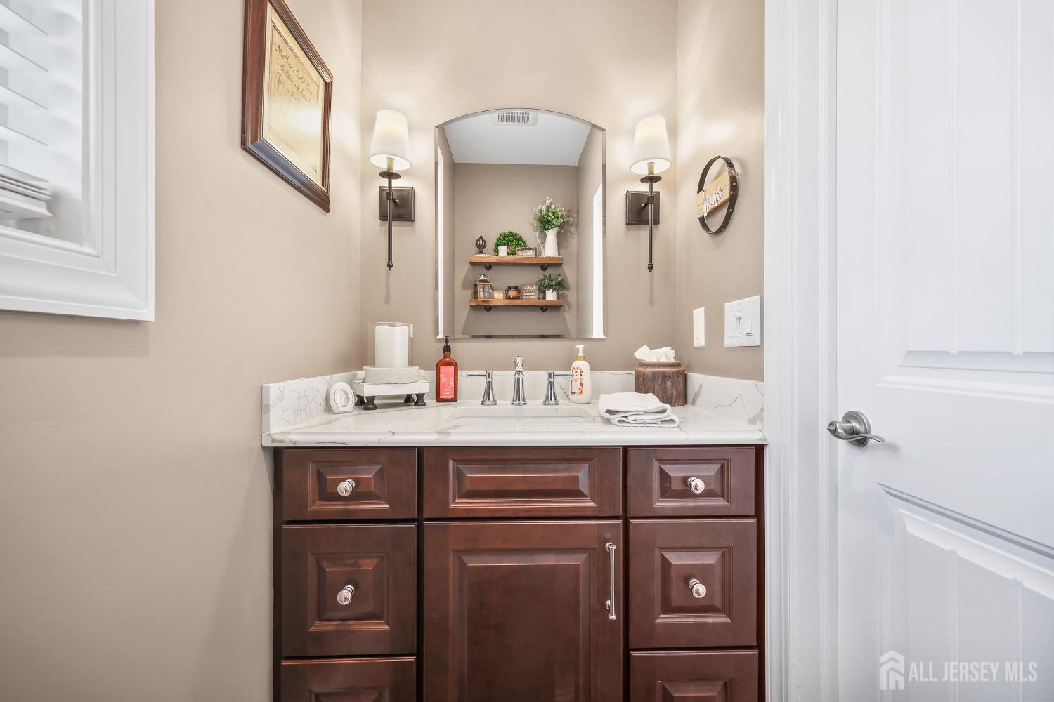 13 Fox, Monroe, NJ, 08831