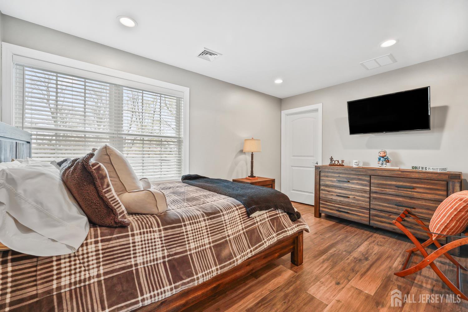 13 Fox, Monroe, NJ, 08831