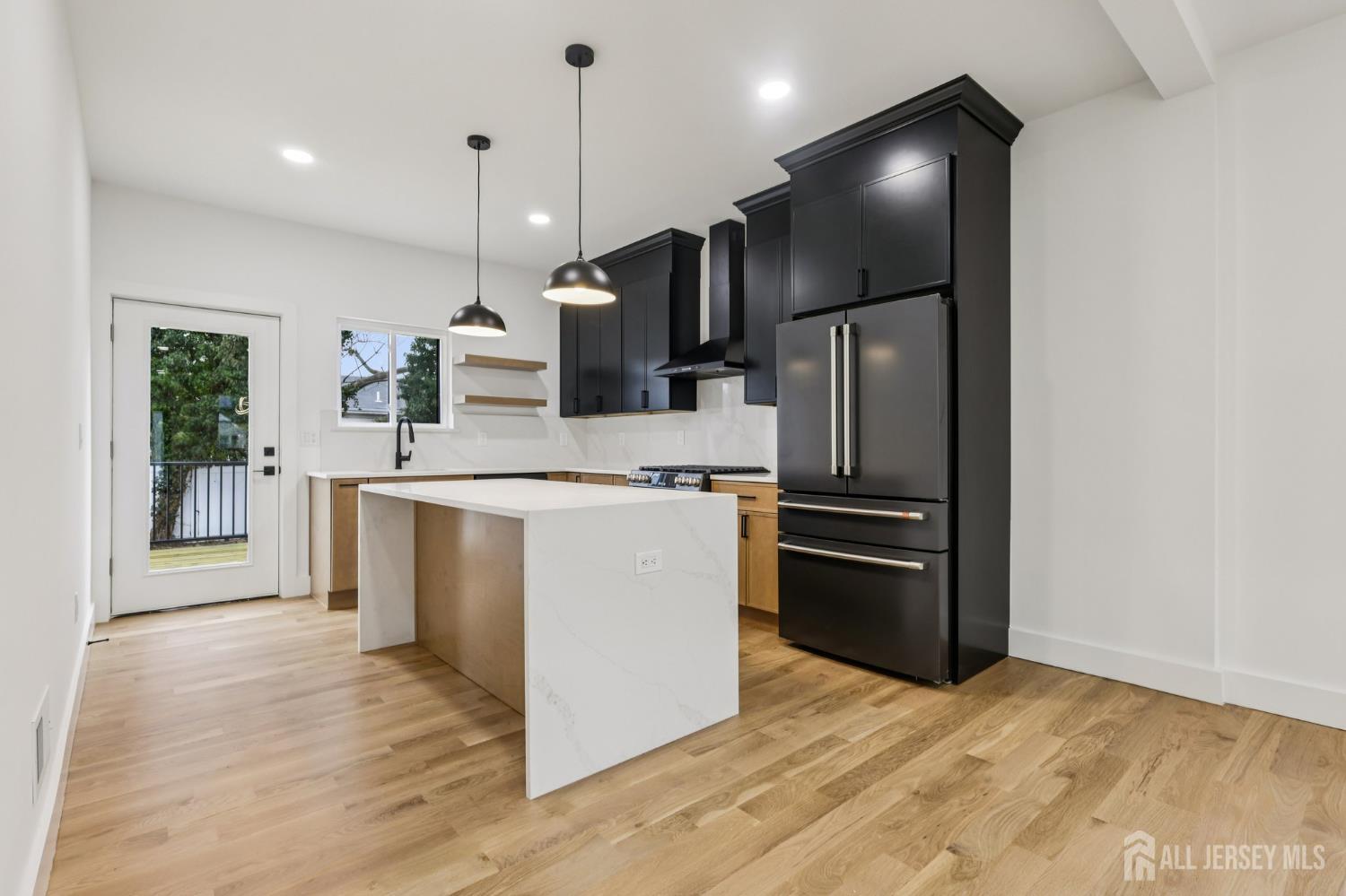 58 Fern, Edison, NJ, 08817