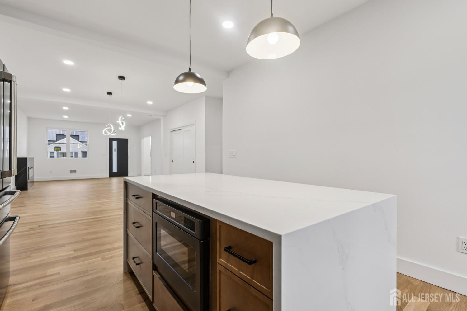 58 Fern, Edison, NJ, 08817