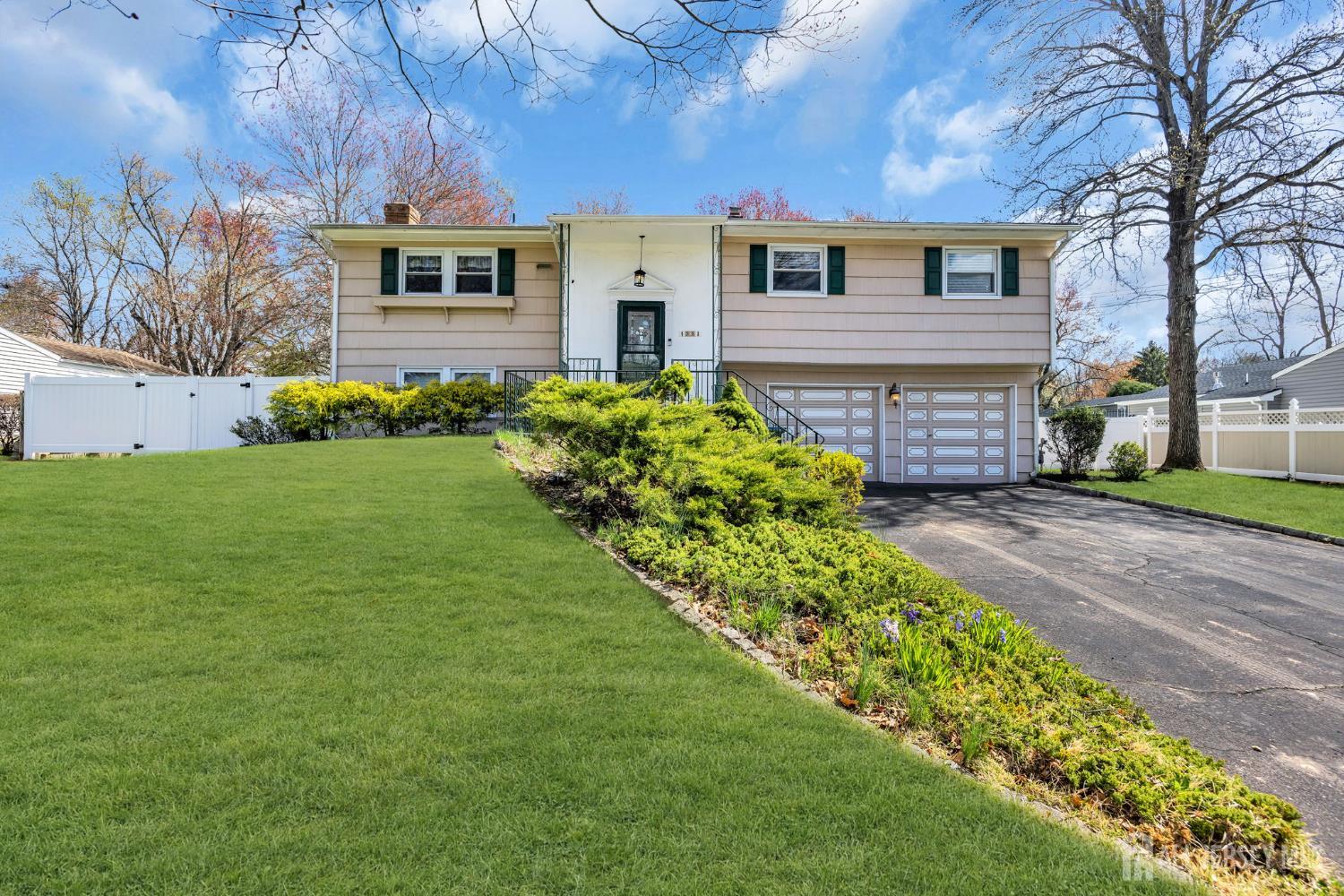 Homes for Sale in Edison, NJ