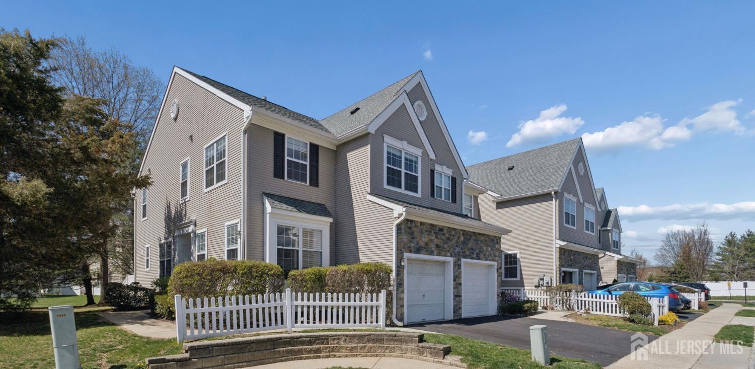 Homes for Sale in South Brunswick, NJ