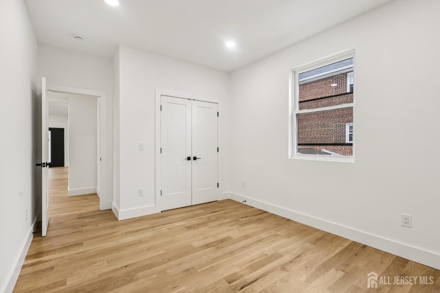 58 Fern, Edison, NJ, 08817