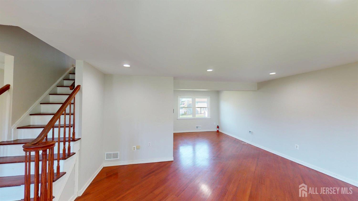 77 Princess, North Brunswick, NJ, 08902