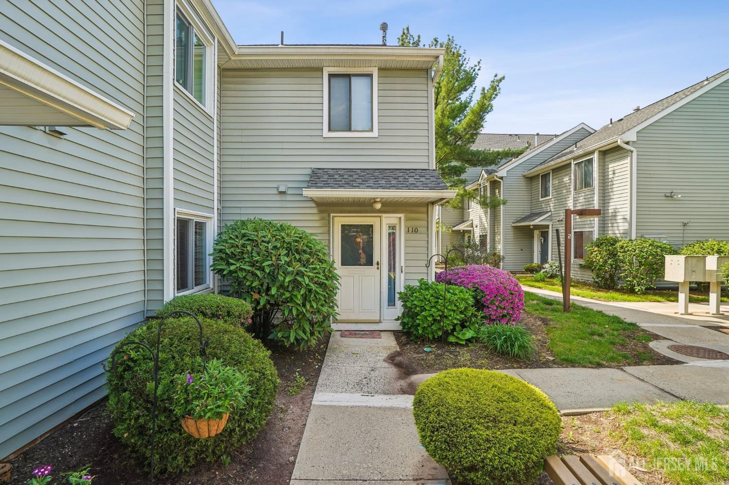 165 NE Essex UNIT 110, Metuchen, NJ, 08840