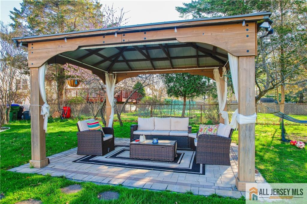 62 Laura, Edison, NJ, 08820