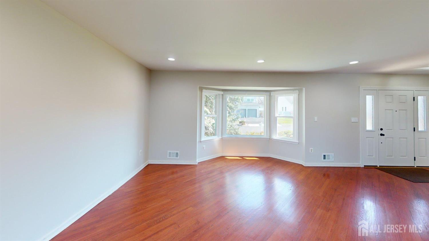 77 Princess, North Brunswick, NJ, 08902