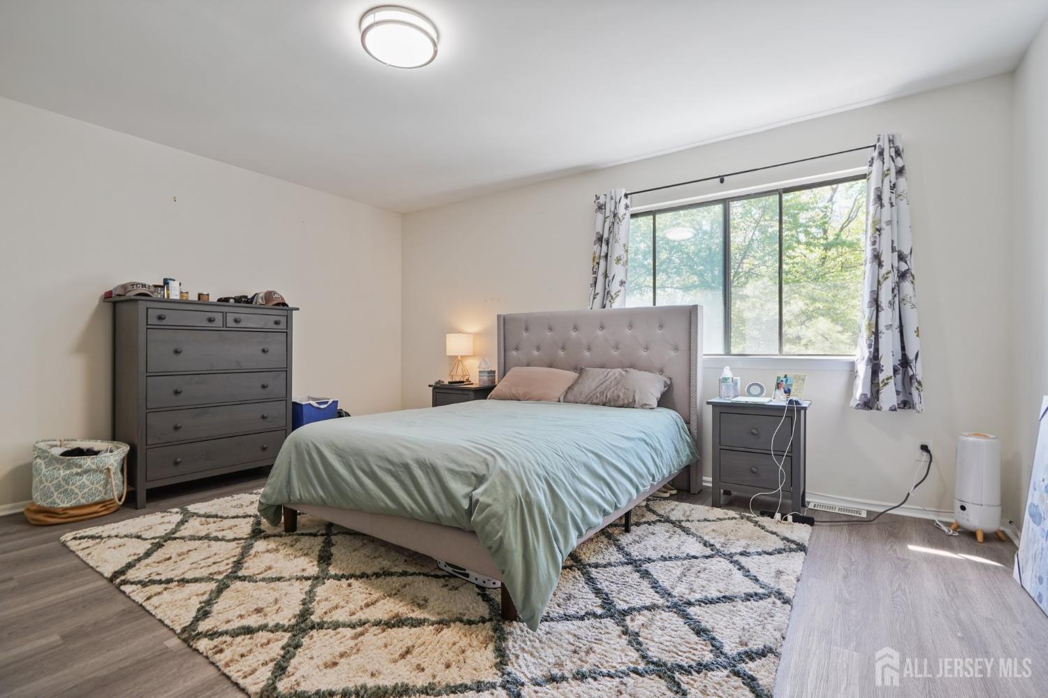 165 NE Essex UNIT 110, Metuchen, NJ, 08840