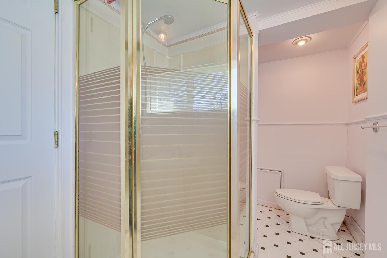 40 Meeker, Edison, NJ, 08817