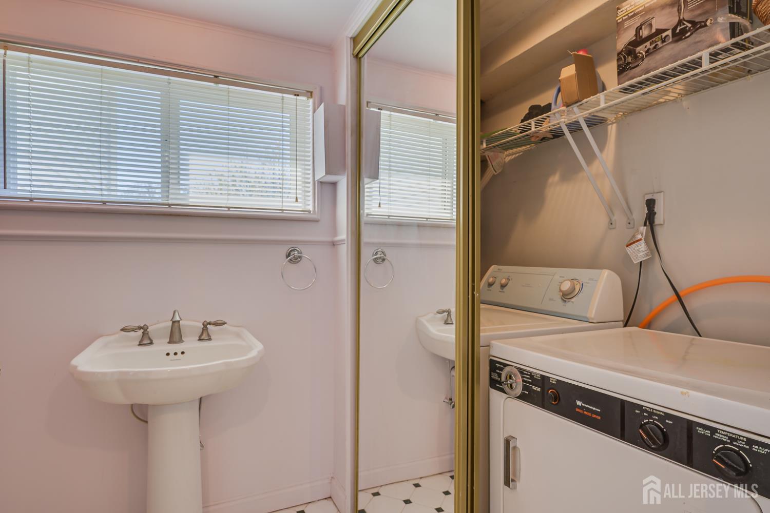 40 Meeker, Edison, NJ, 08817