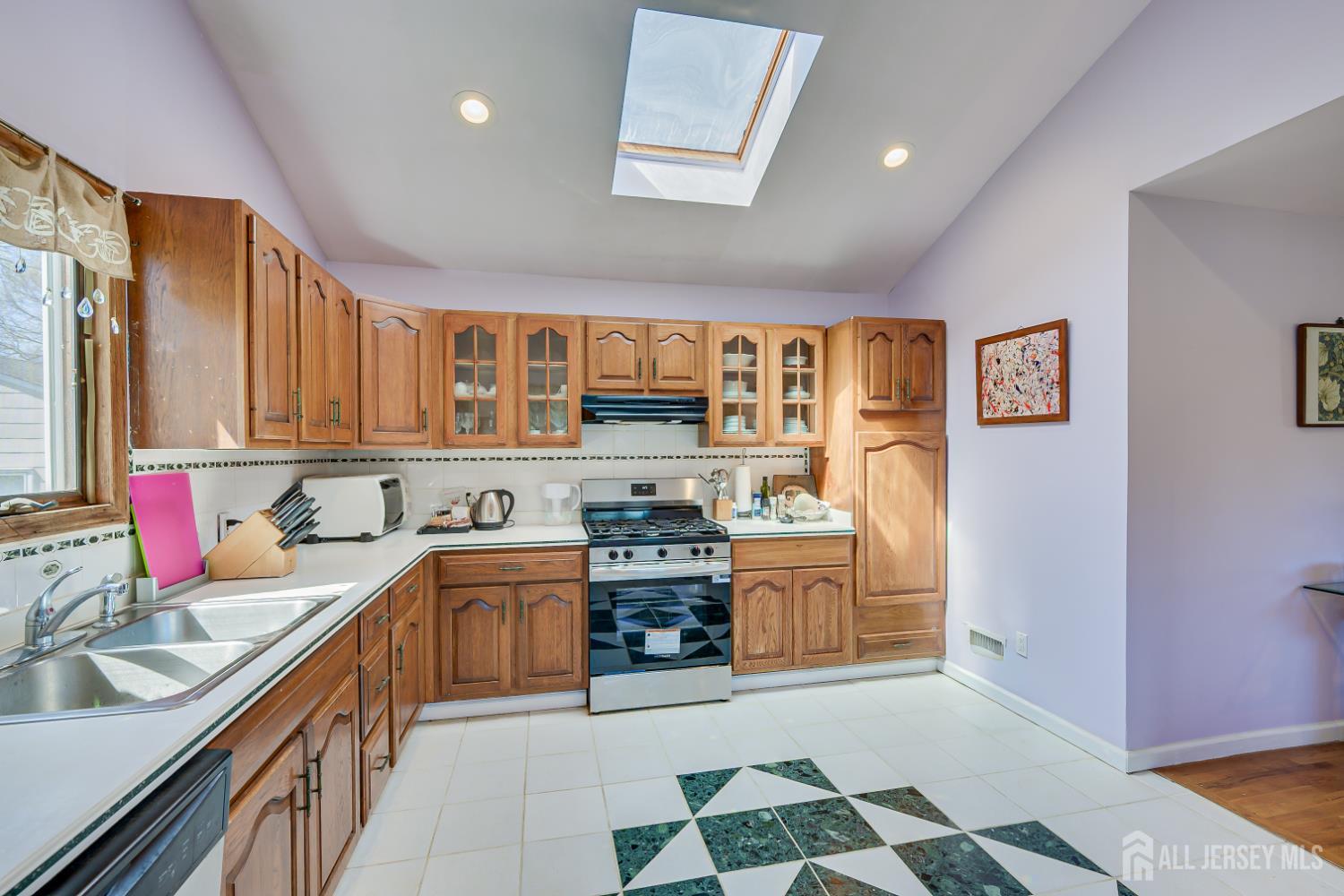 40 Meeker, Edison, NJ, 08817