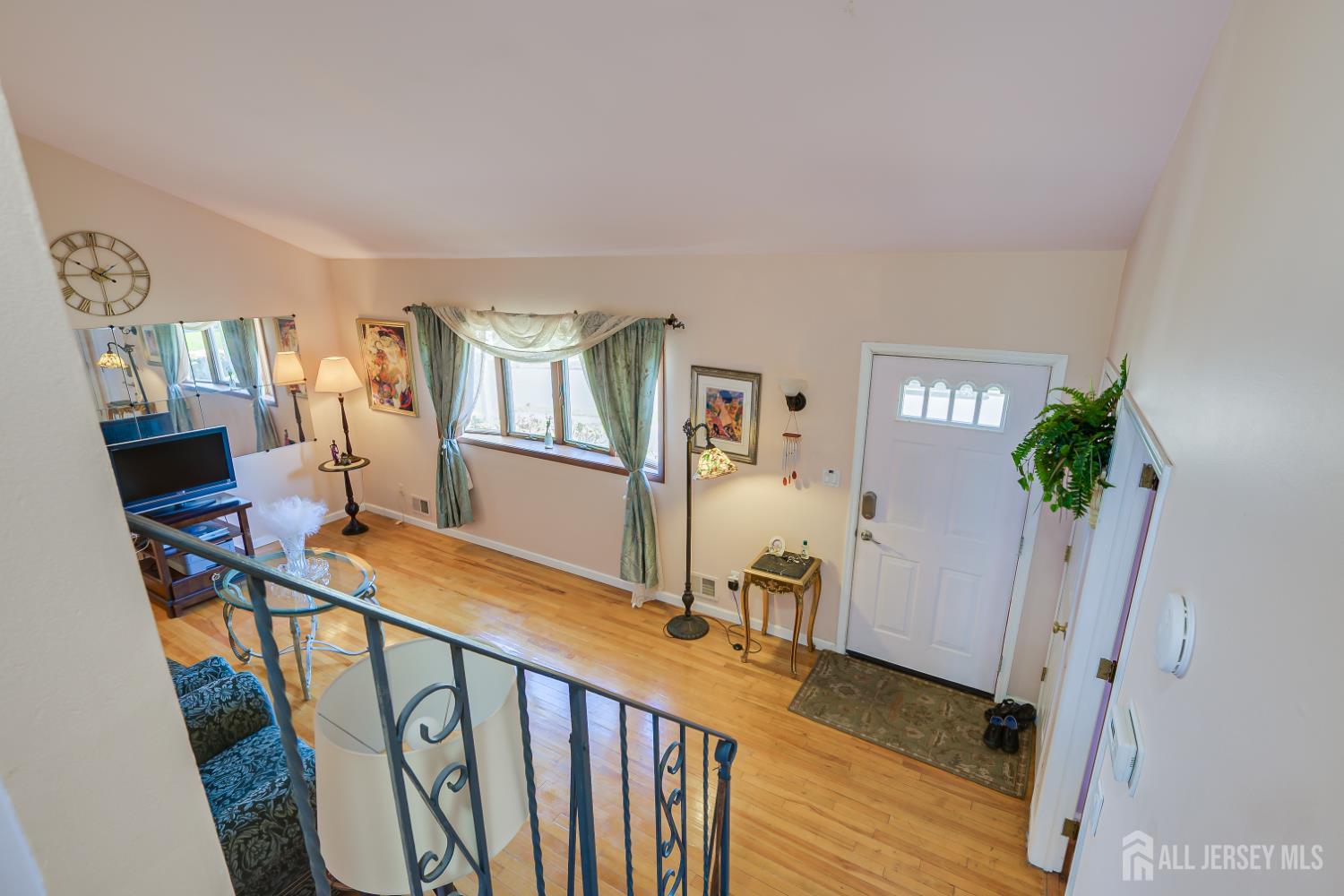 40 Meeker, Edison, NJ, 08817