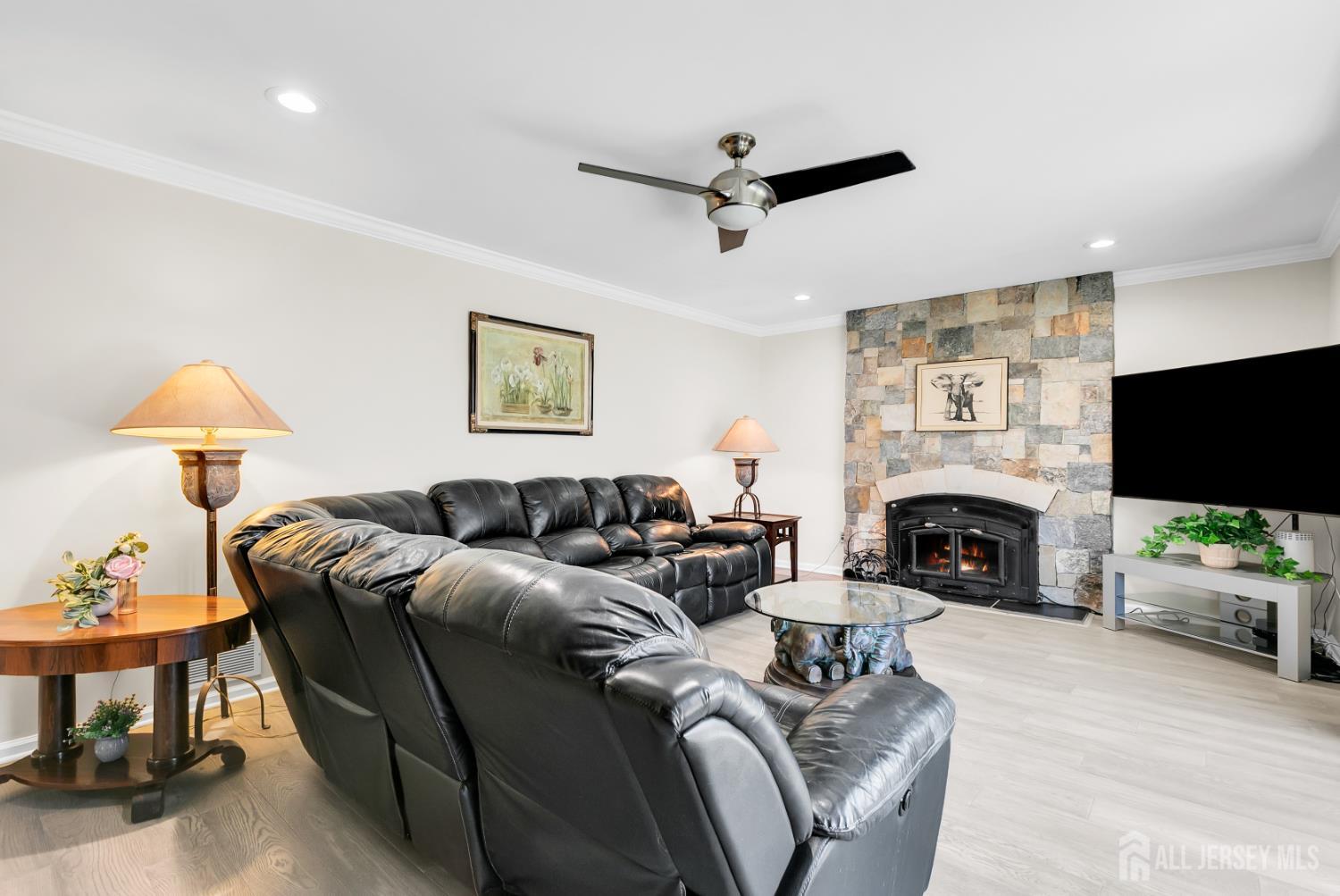 262 Skyline, Long Hill, NJ, 07946