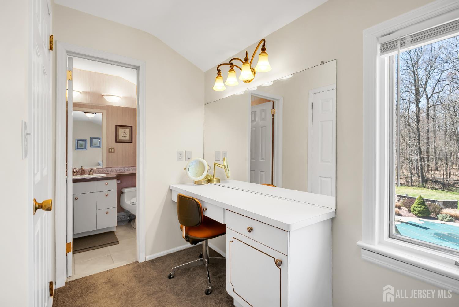 262 Skyline, Long Hill, NJ, 07946