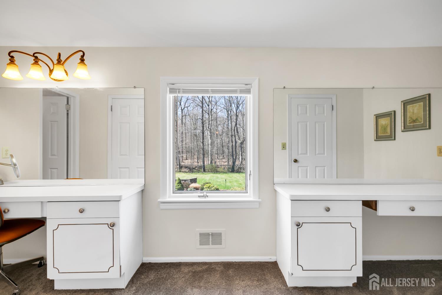 262 Skyline, Long Hill, NJ, 07946