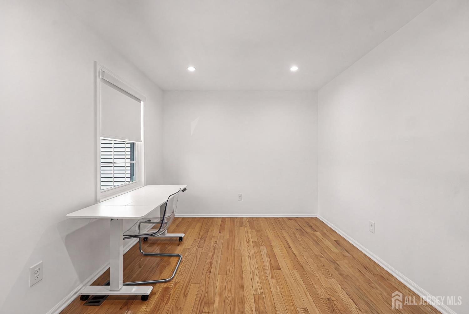 5 Hawthorn, Edison, NJ, 08820