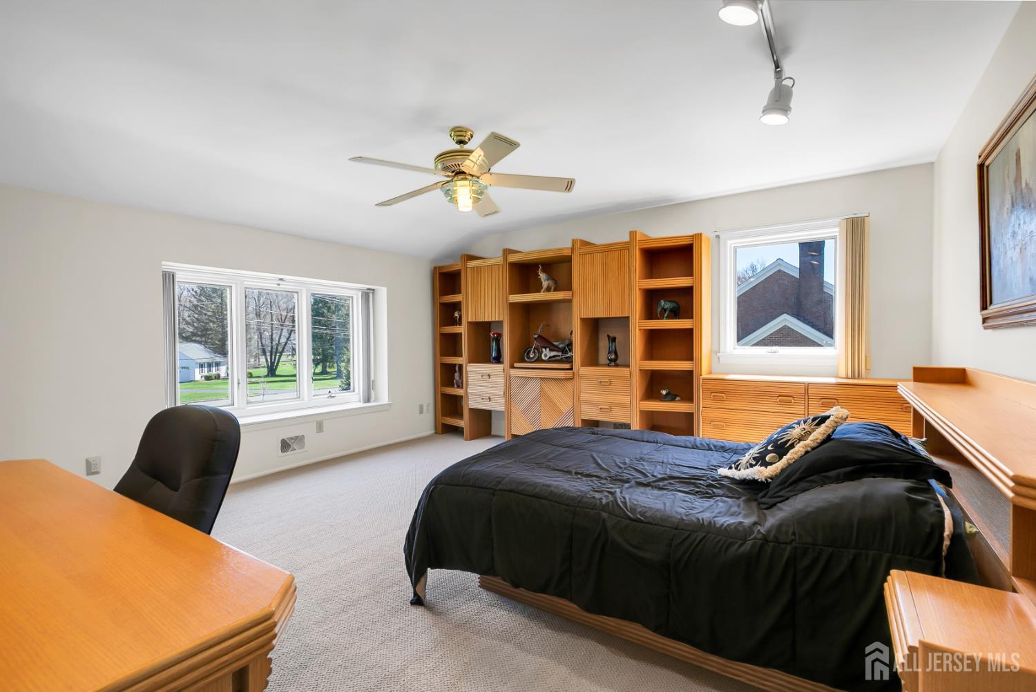 262 Skyline, Long Hill, NJ, 07946