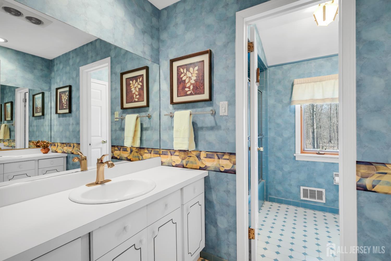 262 Skyline, Long Hill, NJ, 07946