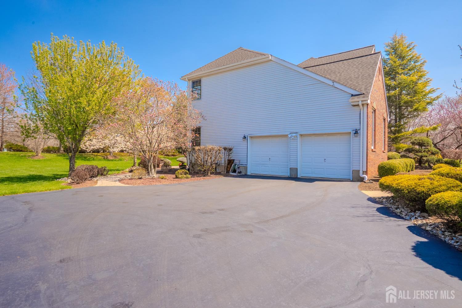 31 Sapphire, West Windsor, NJ, 08550