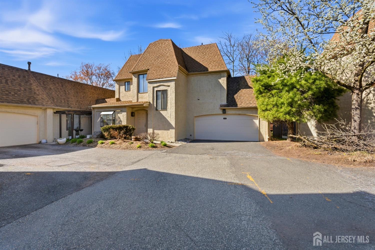 Homes for Sale in Edison, NJ