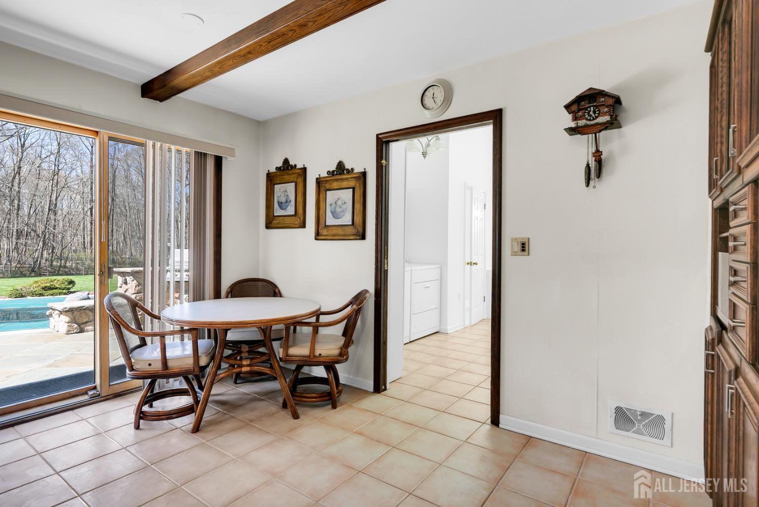 262 Skyline, Long Hill, NJ, 07946