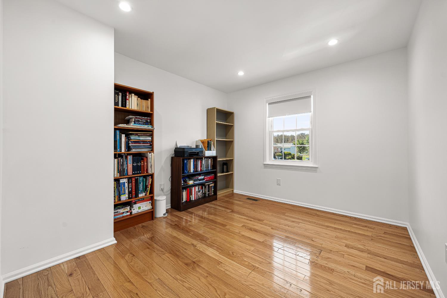 5 Hawthorn, Edison, NJ, 08820