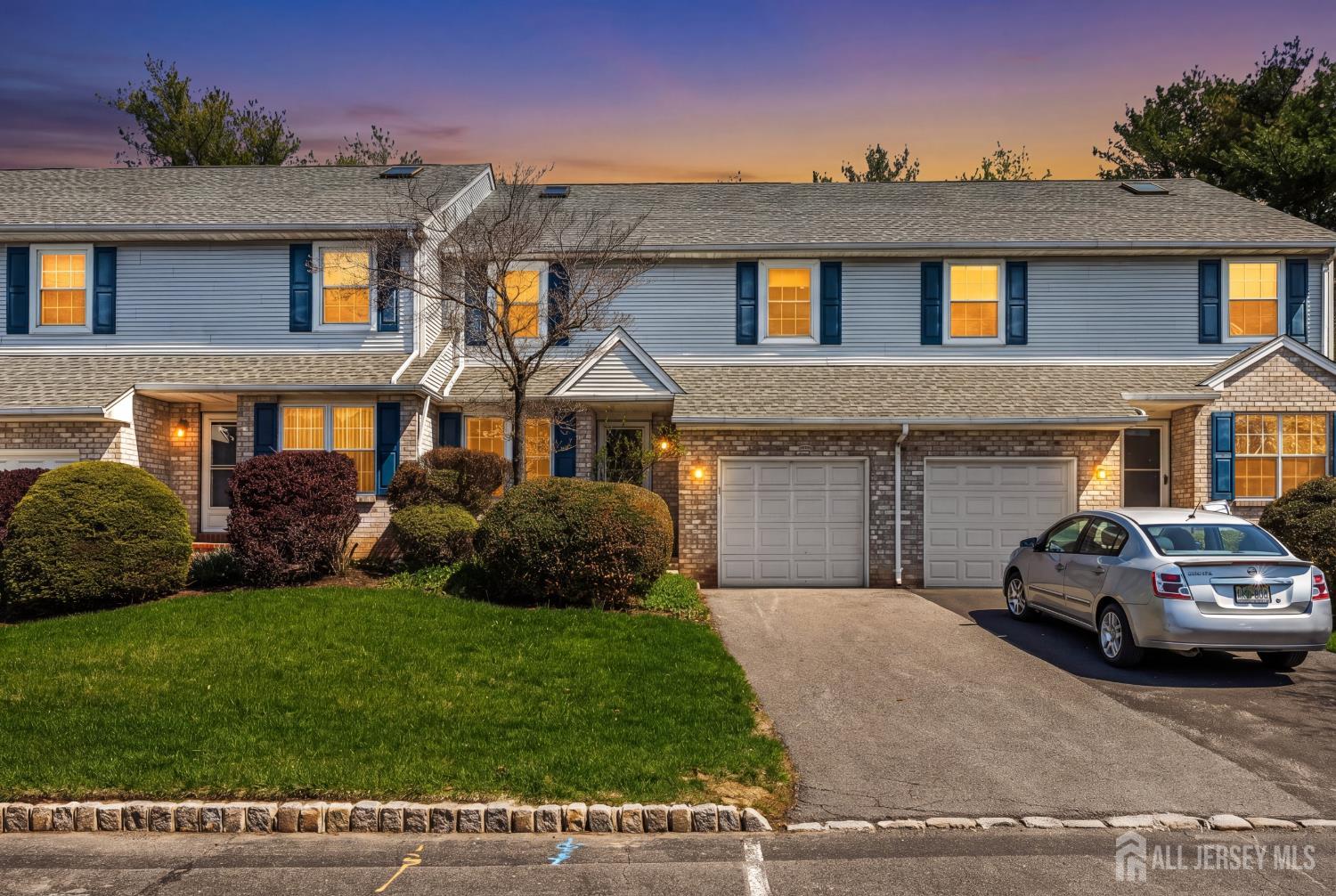 5 Hawthorn, Edison, NJ, 08820