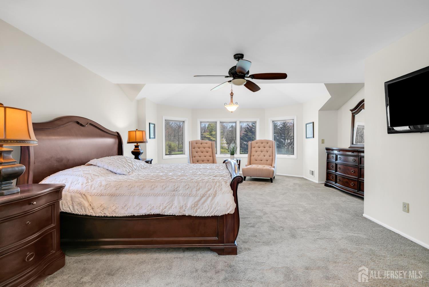 262 Skyline, Long Hill, NJ, 07946