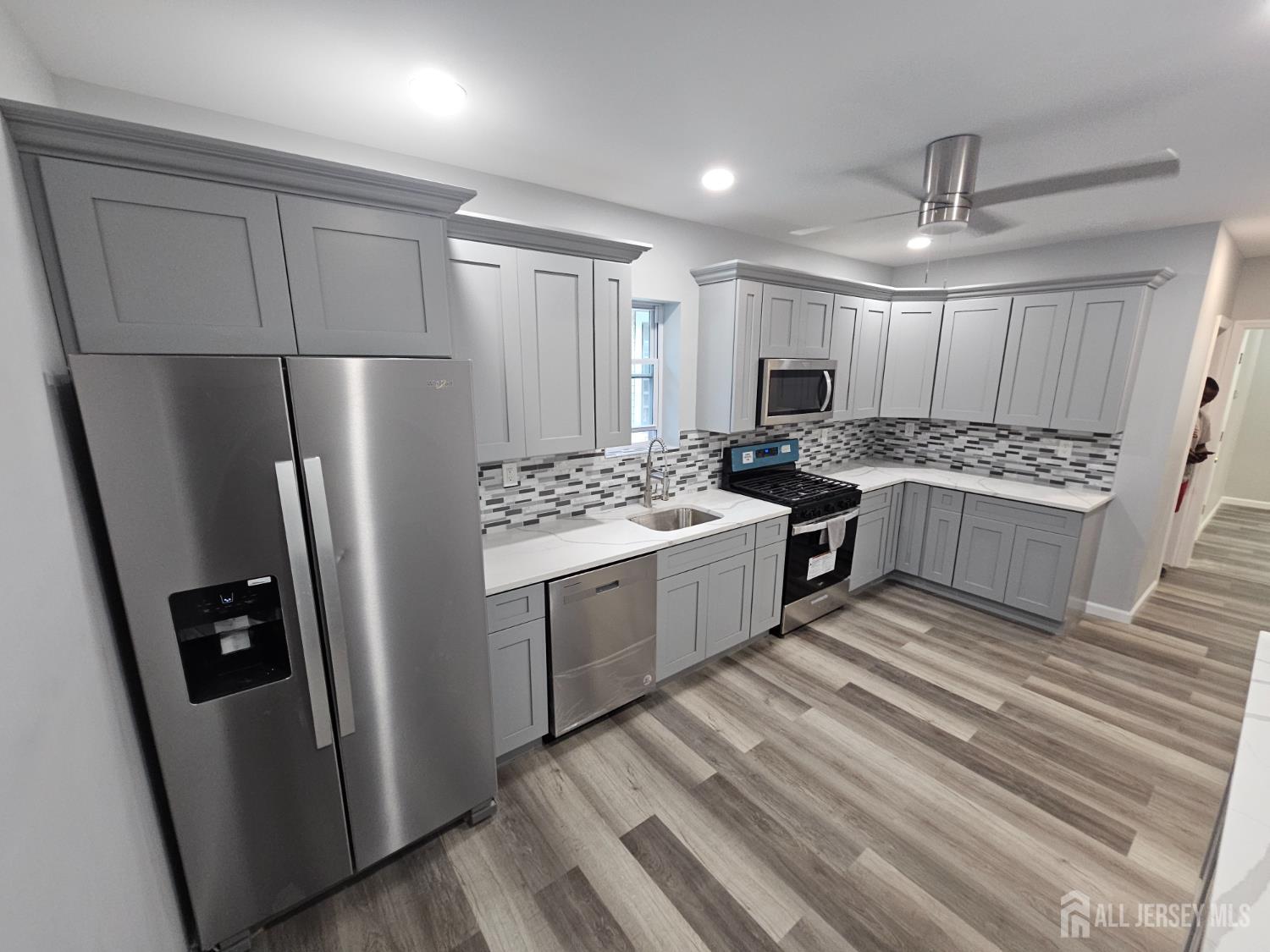 65 Hale, New Brunswick, NJ, 08901