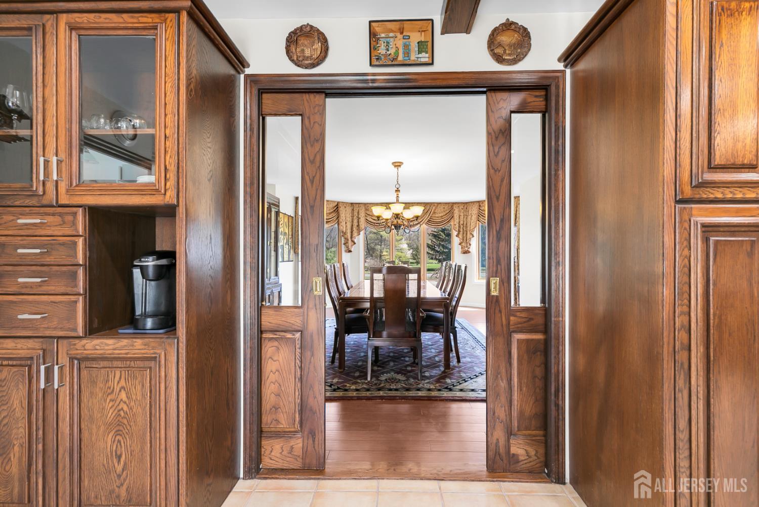 262 Skyline, Long Hill, NJ, 07946