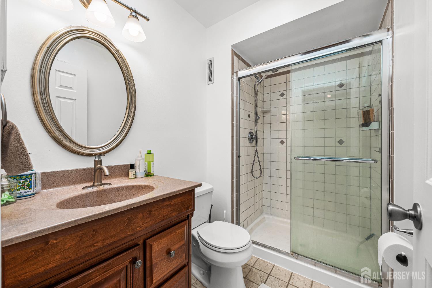 5 Hawthorn, Edison, NJ, 08820