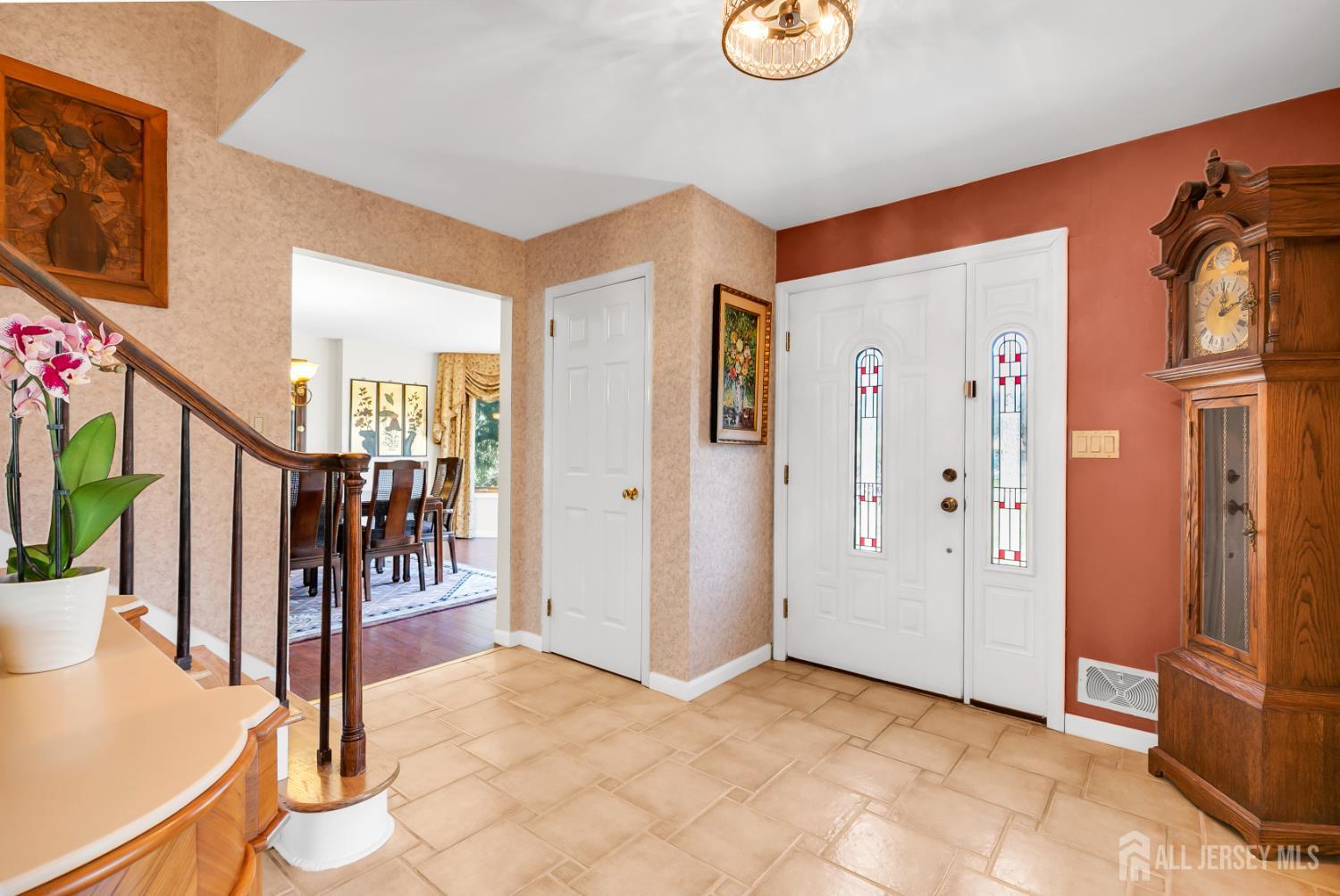 262 Skyline, Long Hill, NJ, 07946