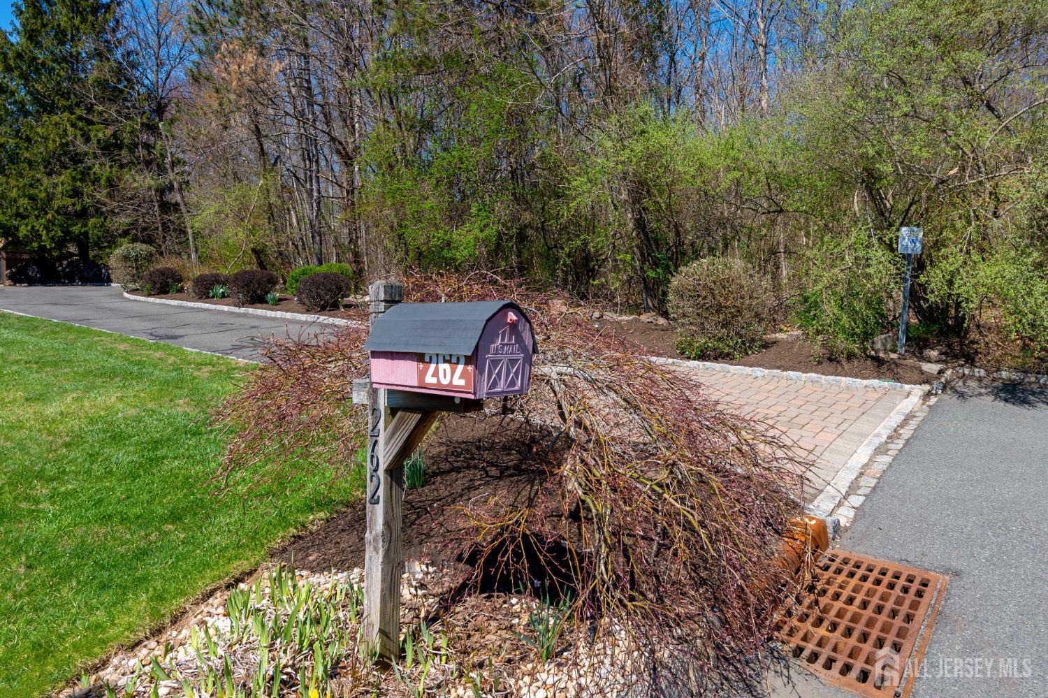 262 Skyline, Long Hill, NJ, 07946