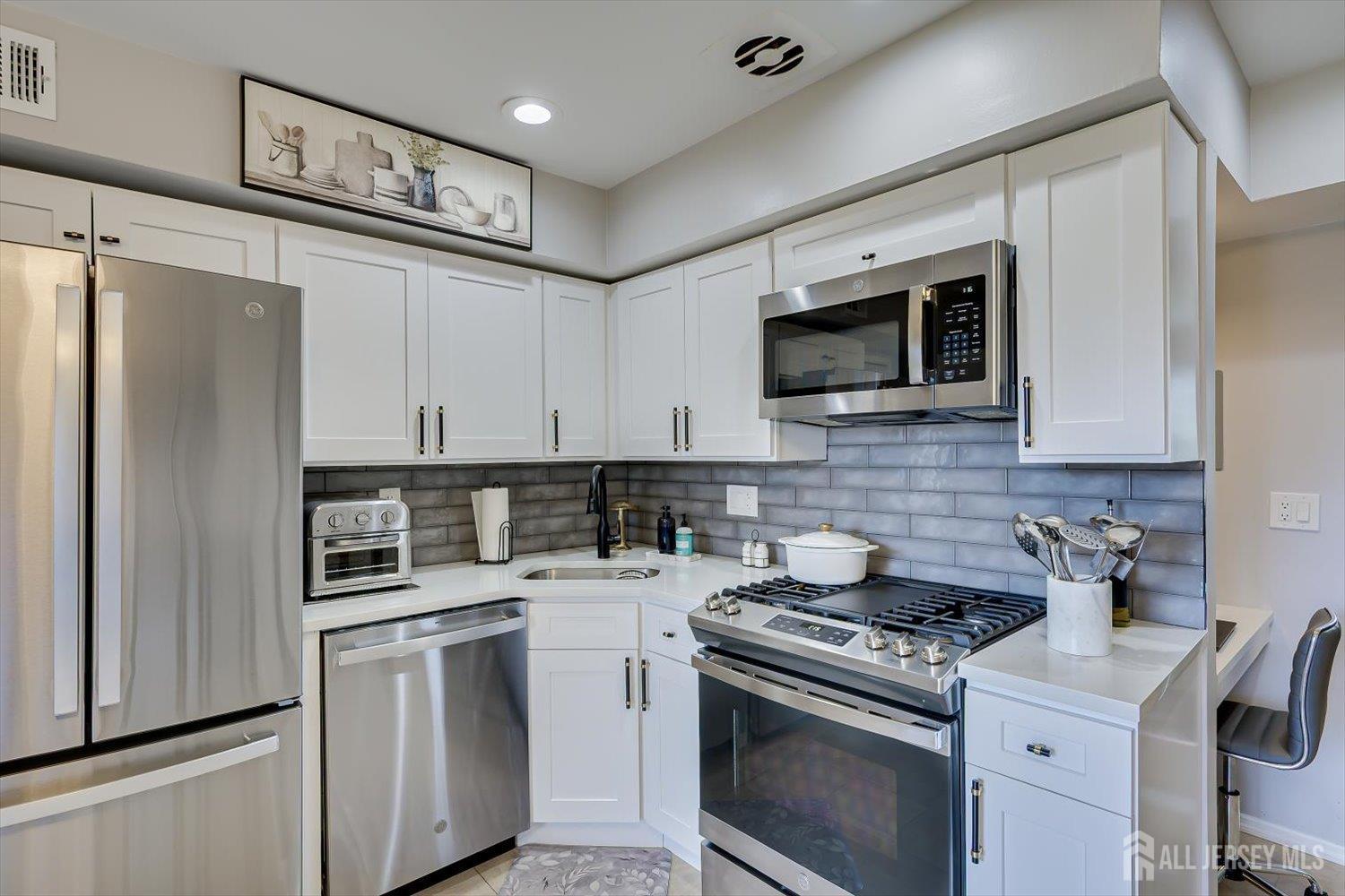 37 Judson UNIT 4B, Edison, NJ, 08337