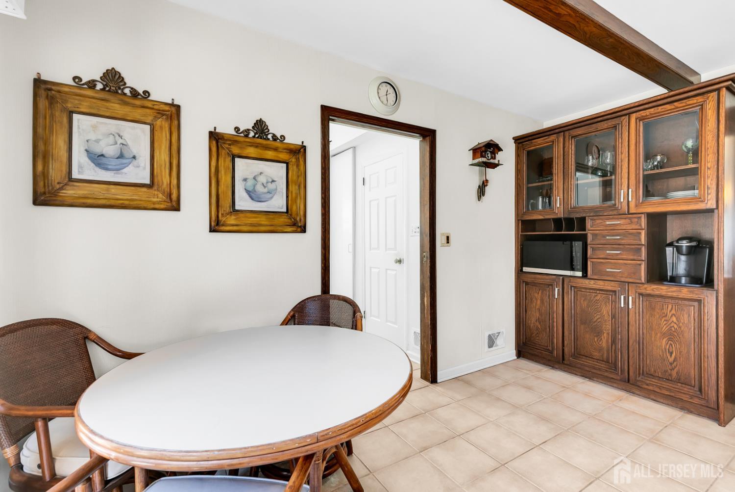 262 Skyline, Long Hill, NJ, 07946