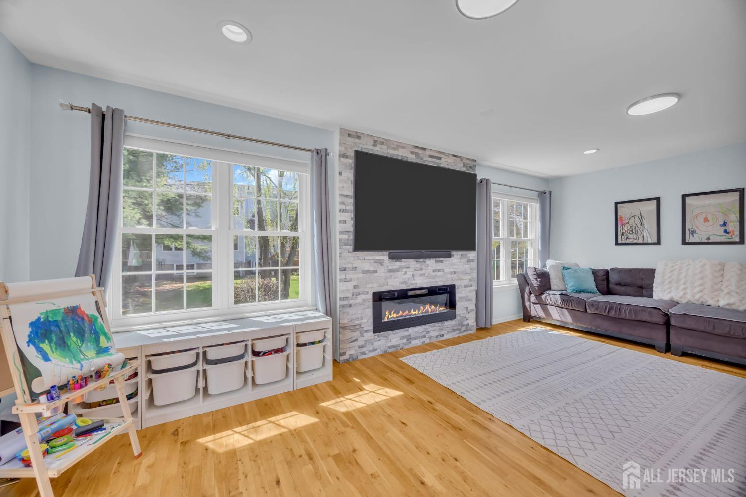 44 ROZALYN, Old Bridge, NJ, 08879