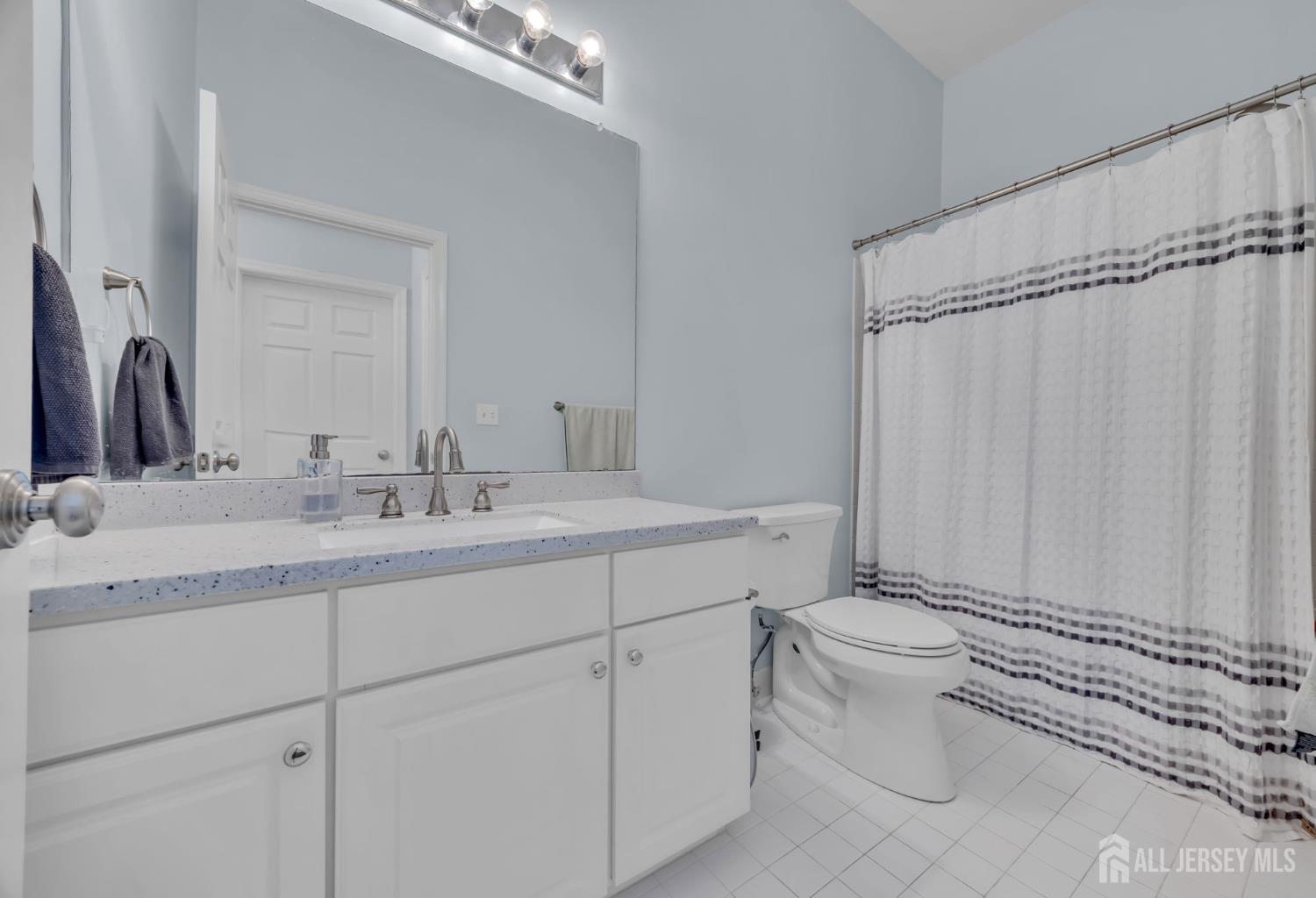 44 ROZALYN, Old Bridge, NJ, 08879