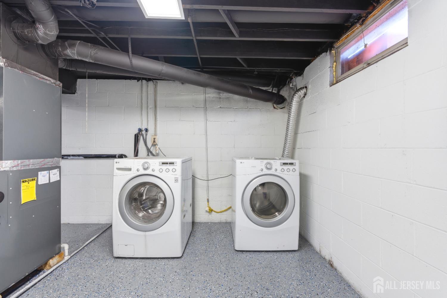 16 McKinley, Edison, NJ, 08820