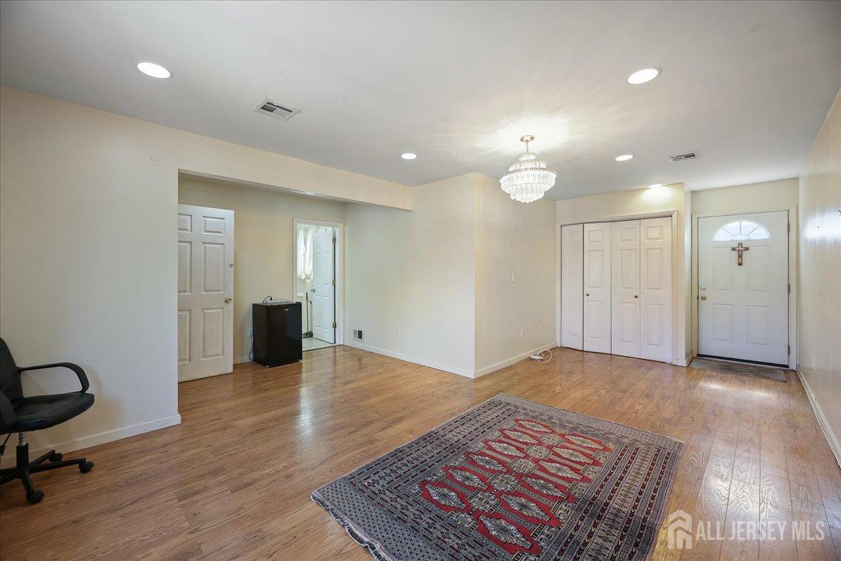 439 Fairview, Colonia, NJ, 07067