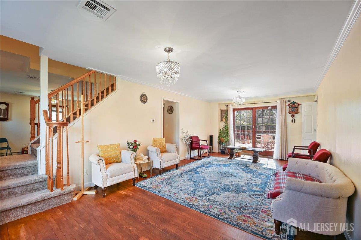 439 Fairview, Colonia, NJ, 07067
