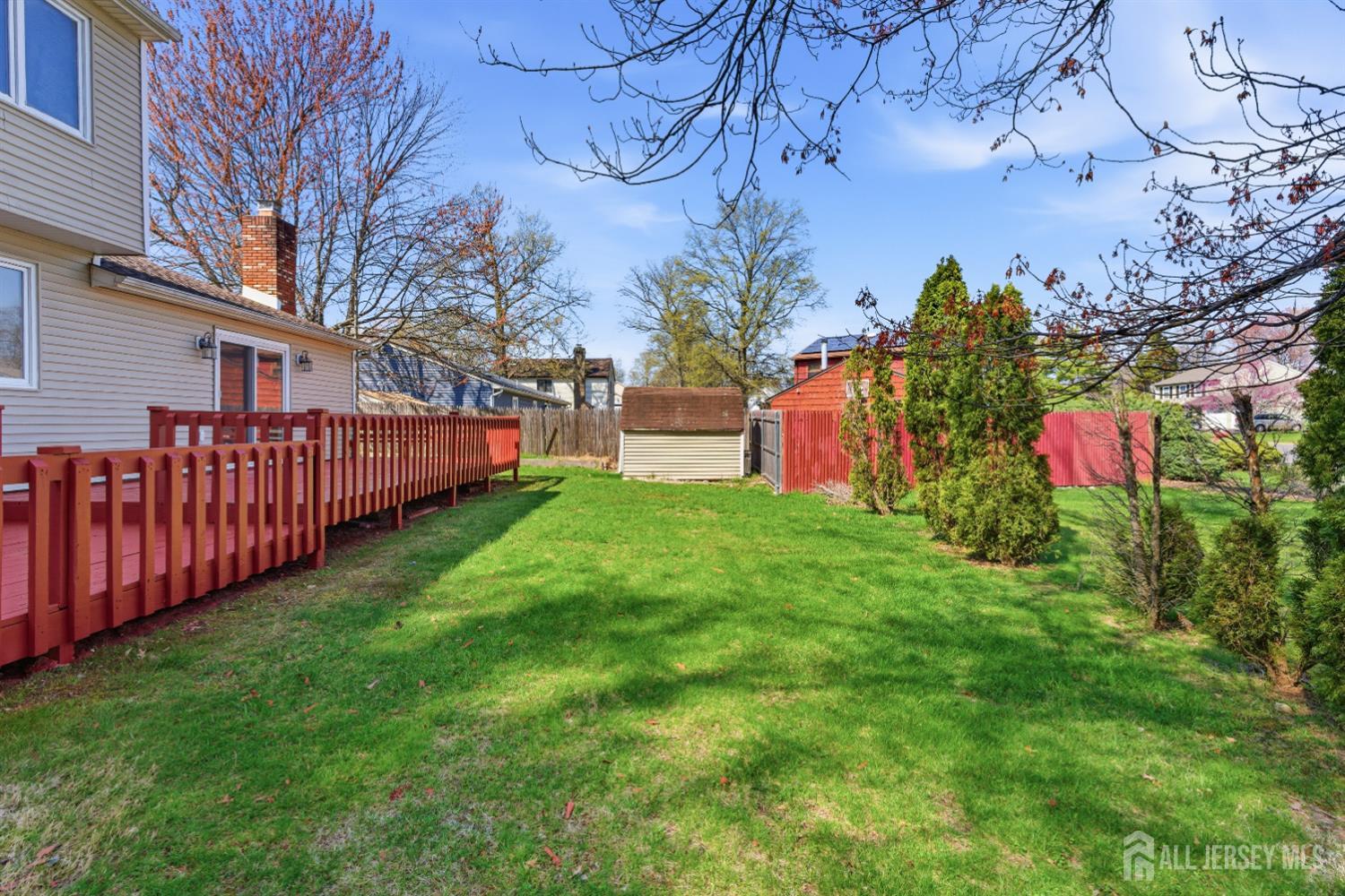 16 McKinley, Edison, NJ, 08820